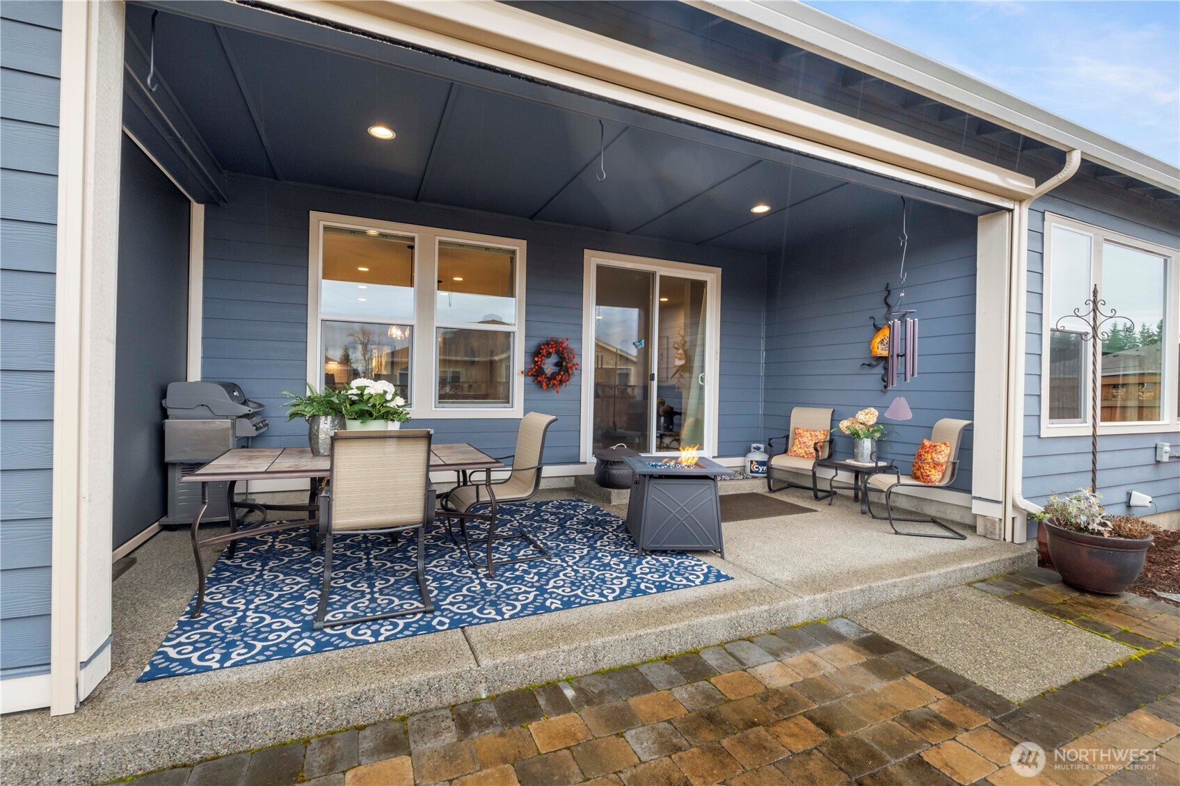 18102 151st St E, Bonney Lake, WA 98391-8284