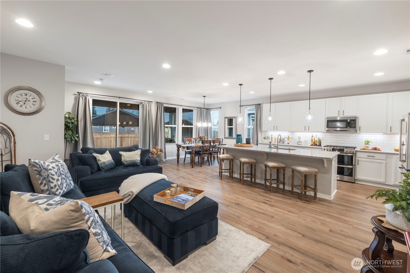 18102 151st St E, Bonney Lake, WA 98391-8284