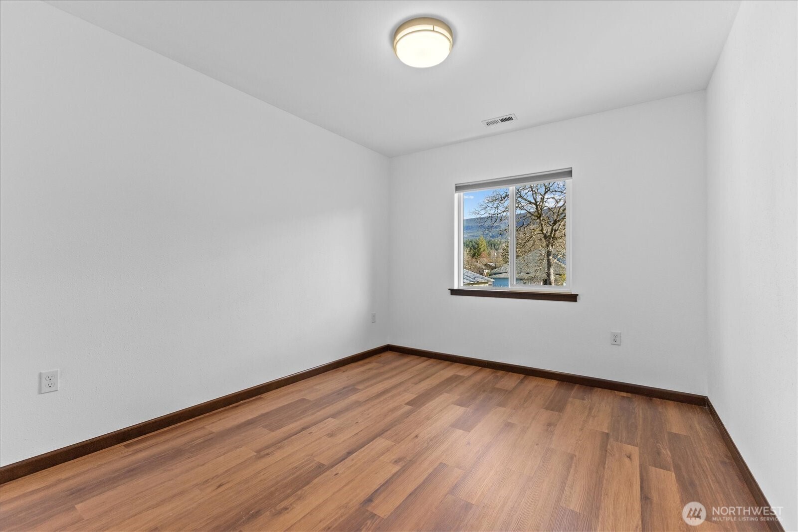 315 Orchard Avenue , Gold Bar, WA 98251