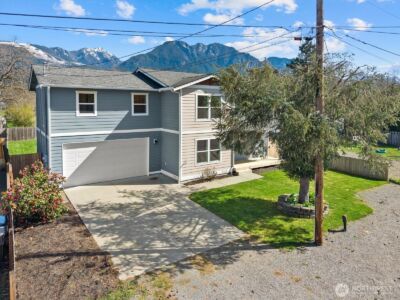 315 Orchard Avenue , Gold Bar, WA 98251