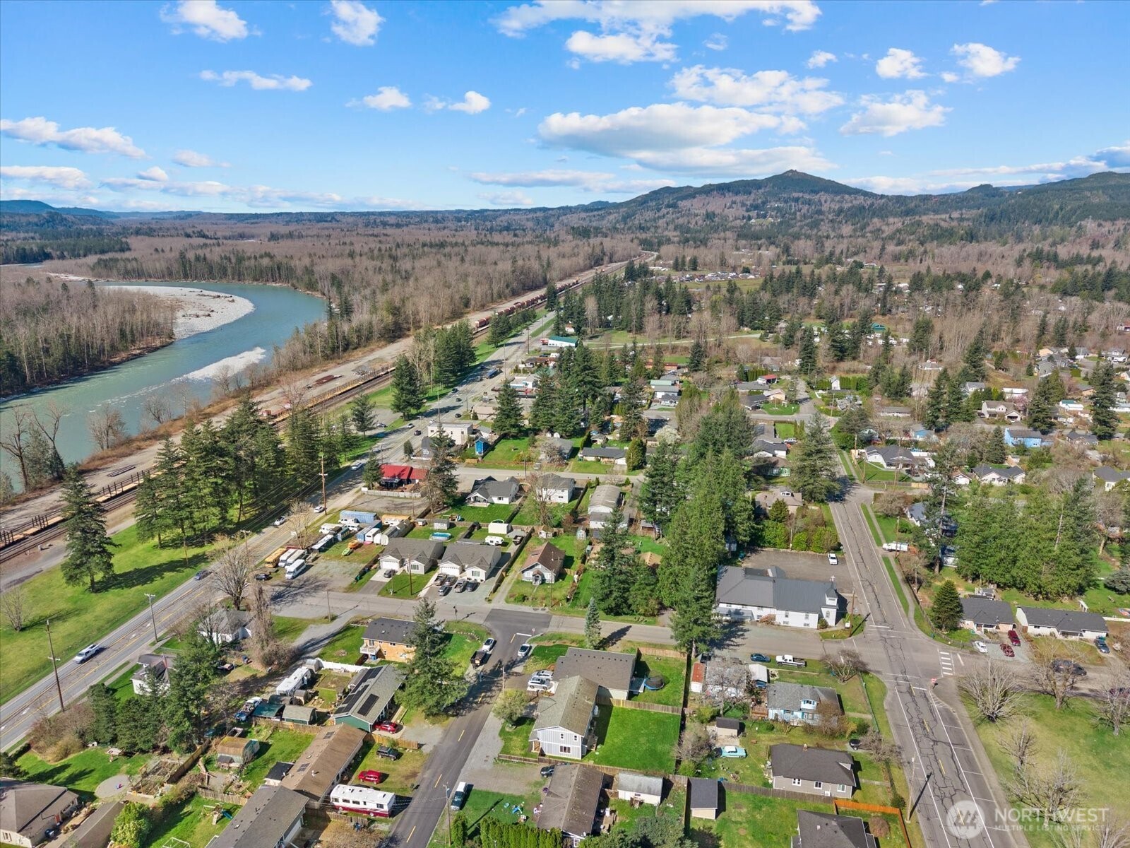 315 Orchard Avenue , Gold Bar, WA 98251