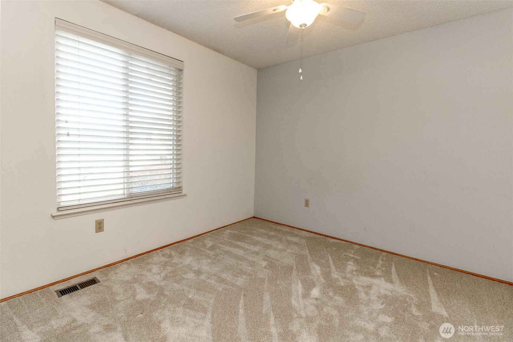 7902 64th Street Ct W, University Place, WA 98467