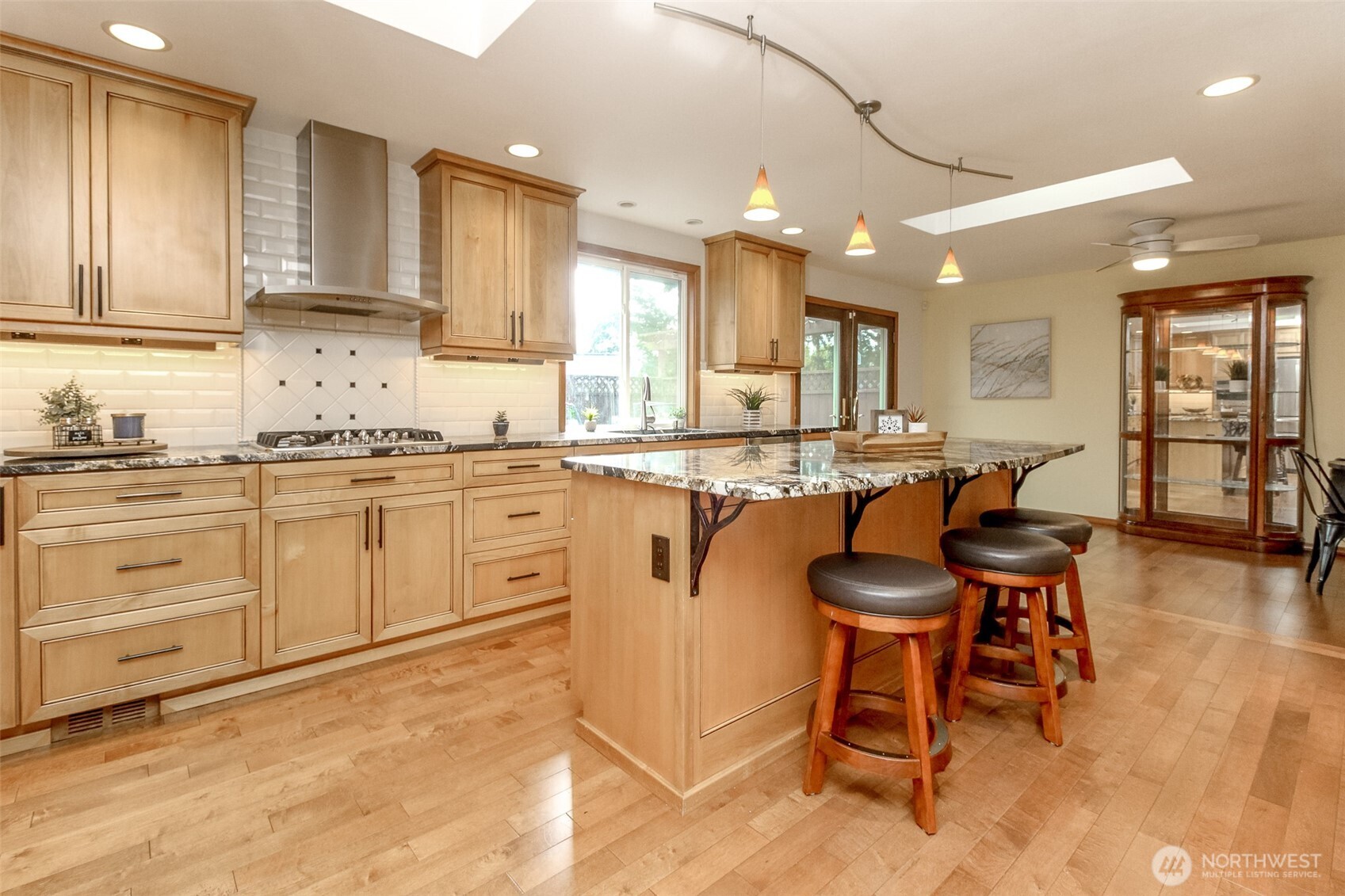 7902 64th Street Ct W, University Place, WA 98467