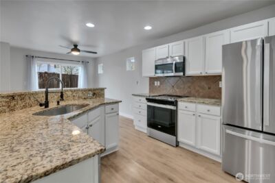 11410 186th Street E, Puyallup, WA 98374 - Photo 17