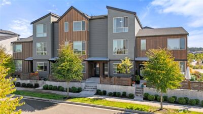 32730 Hemlock Avenue SE, Black Diamond, WA 98010