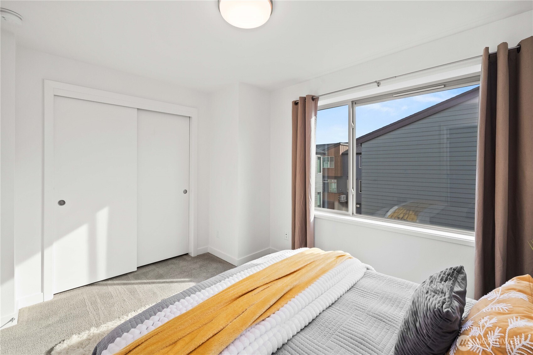 32730 Hemlock Avenue SE, Black Diamond, WA 98010