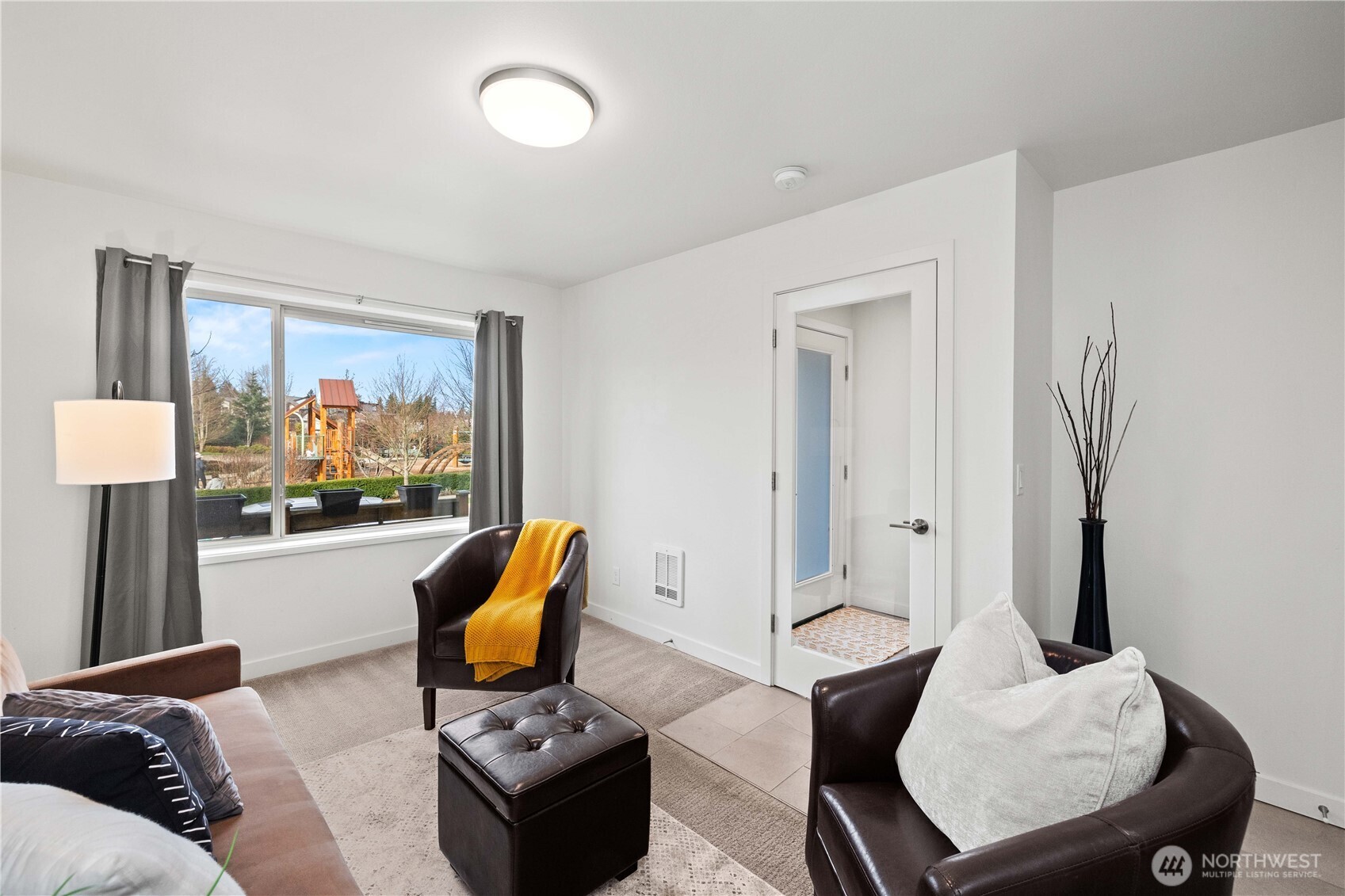 32730 Hemlock Avenue SE, Black Diamond, WA 98010