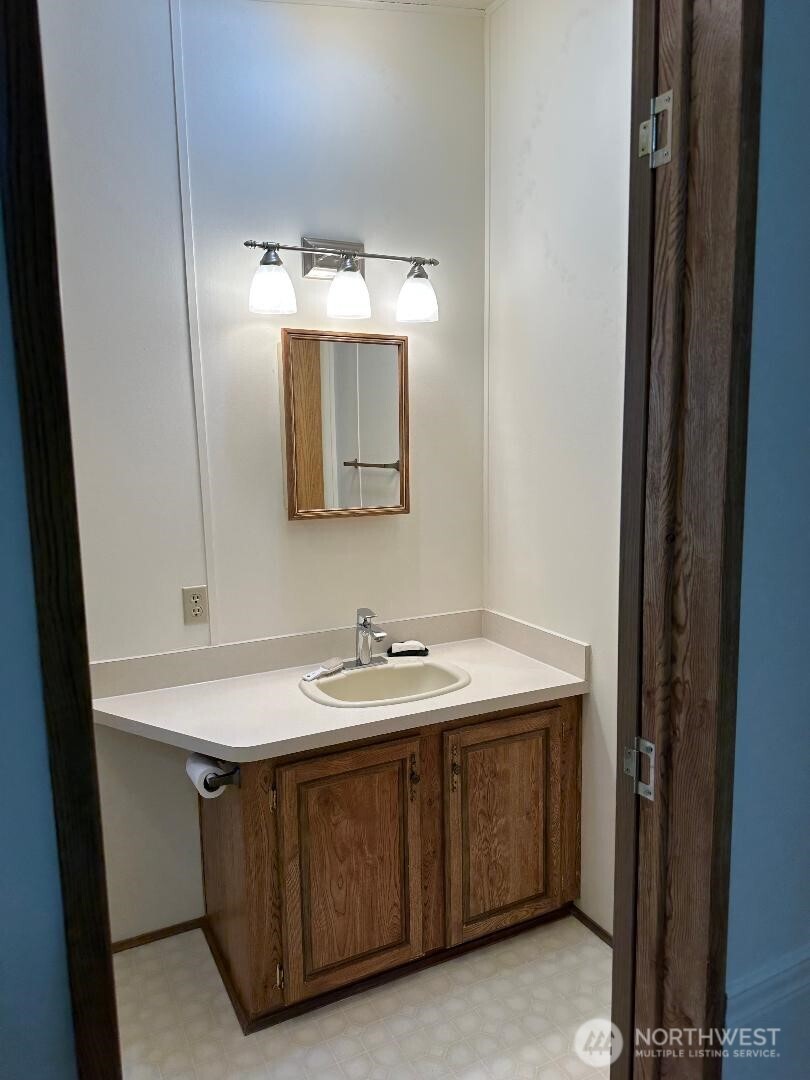 2500 S 370th Street #118, Federal Way, WA 98003