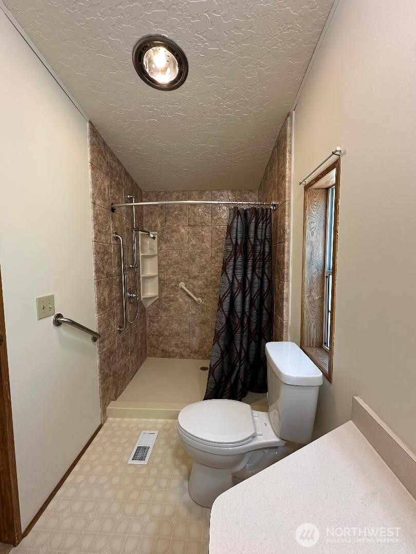 2500 S 370th Street #118, Federal Way, WA 98003