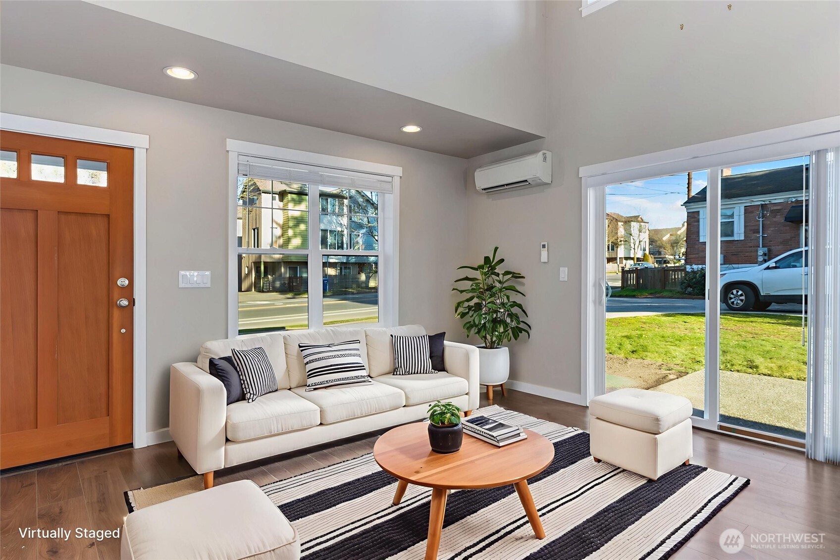 12757 Dayton Avenue N #B, Seattle, WA 98133