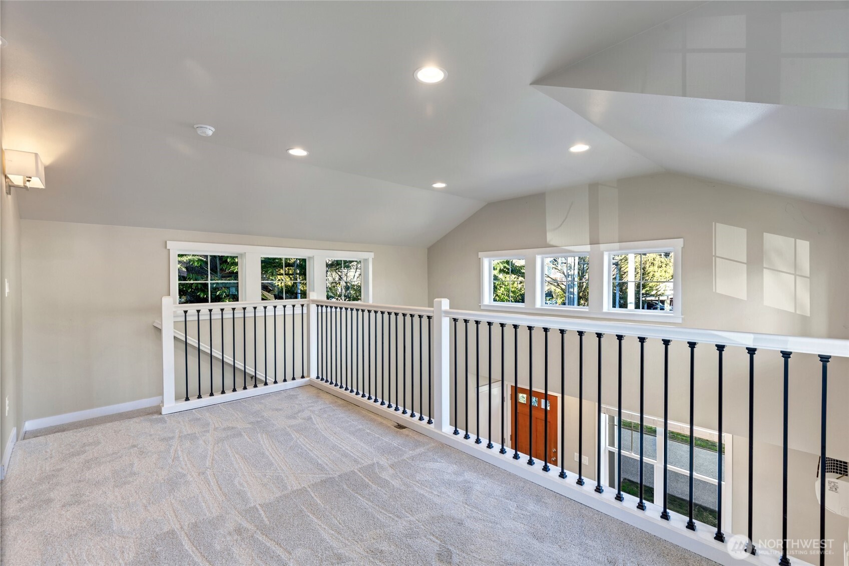 12757 Dayton Avenue N #B, Seattle, WA 98133