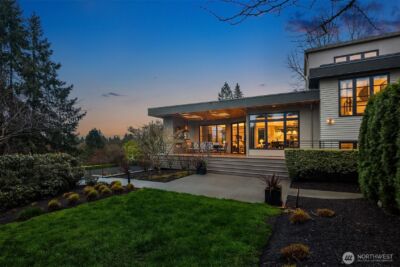 9036 NE 26th Street , Clyde Hill, WA 98004-1641 - Photo 12