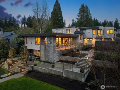 9036 NE 26th Street , Clyde Hill, WA 98004-1641 - Photo 34