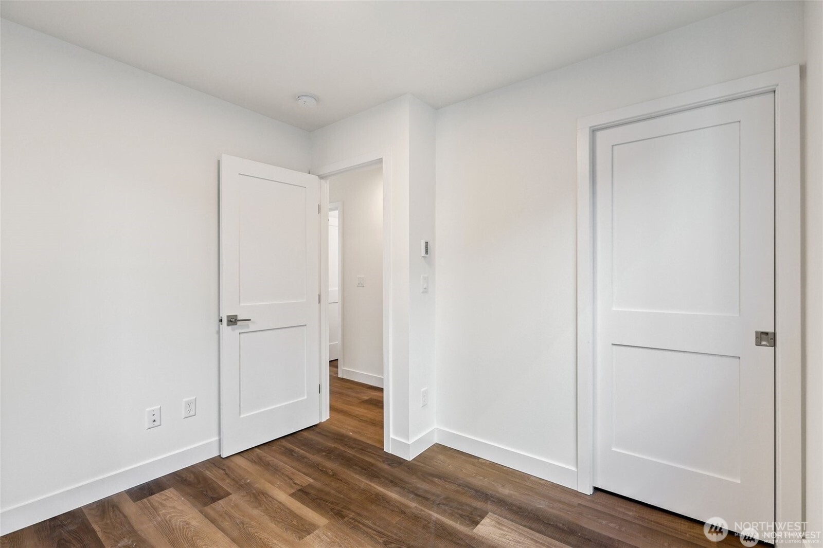 5257 Brooklyn Avenue NE, Seattle, WA 98105