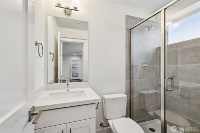 5257 Brooklyn Avenue NE, Seattle, WA 98105 - Photo 26