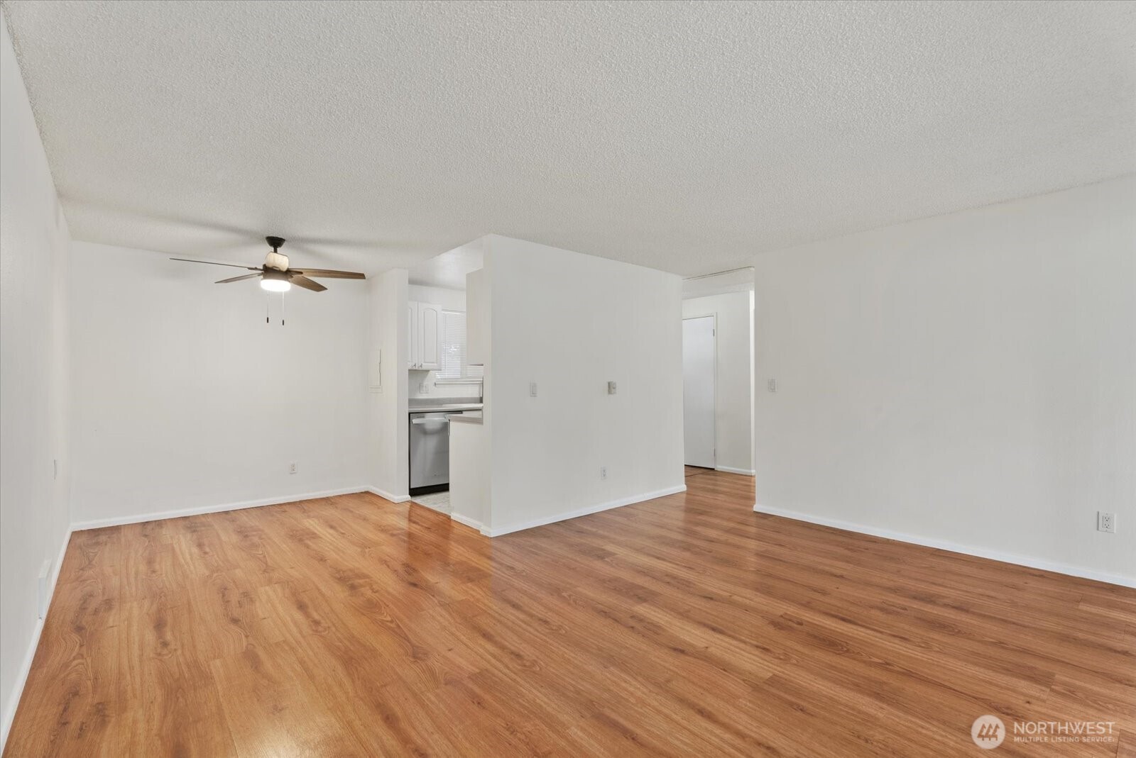 14130 SE 17 Place #C3, Bellevue, WA 98007