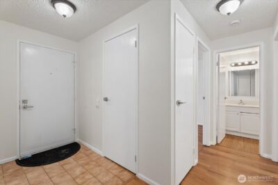 14130 SE 17 Place #C3, Bellevue, WA 98007 - Photo 19