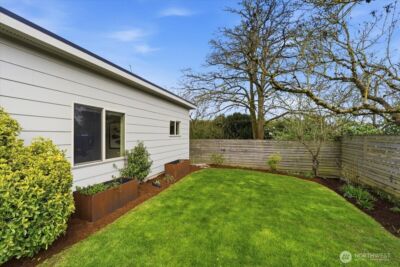 711 N 97th Street , Seattle, WA 98103 - Photo 31