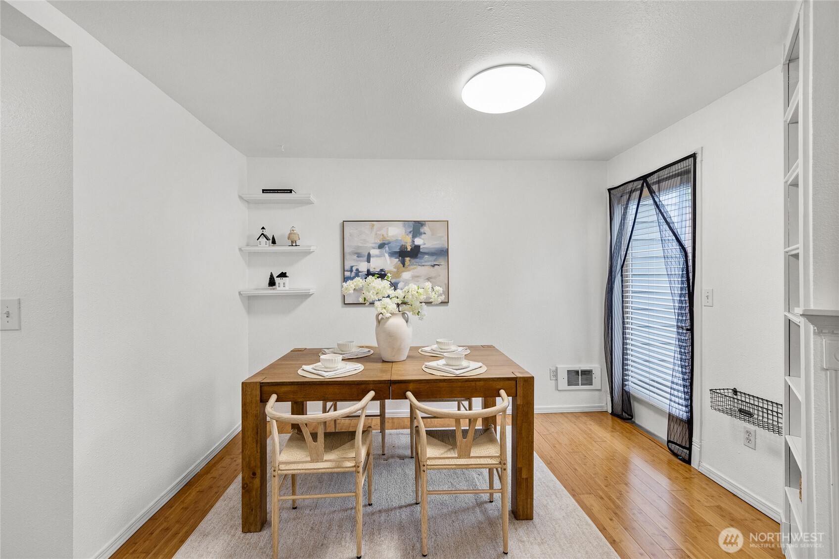 10007 NE 12th ST #110, Bellevue, WA 98004