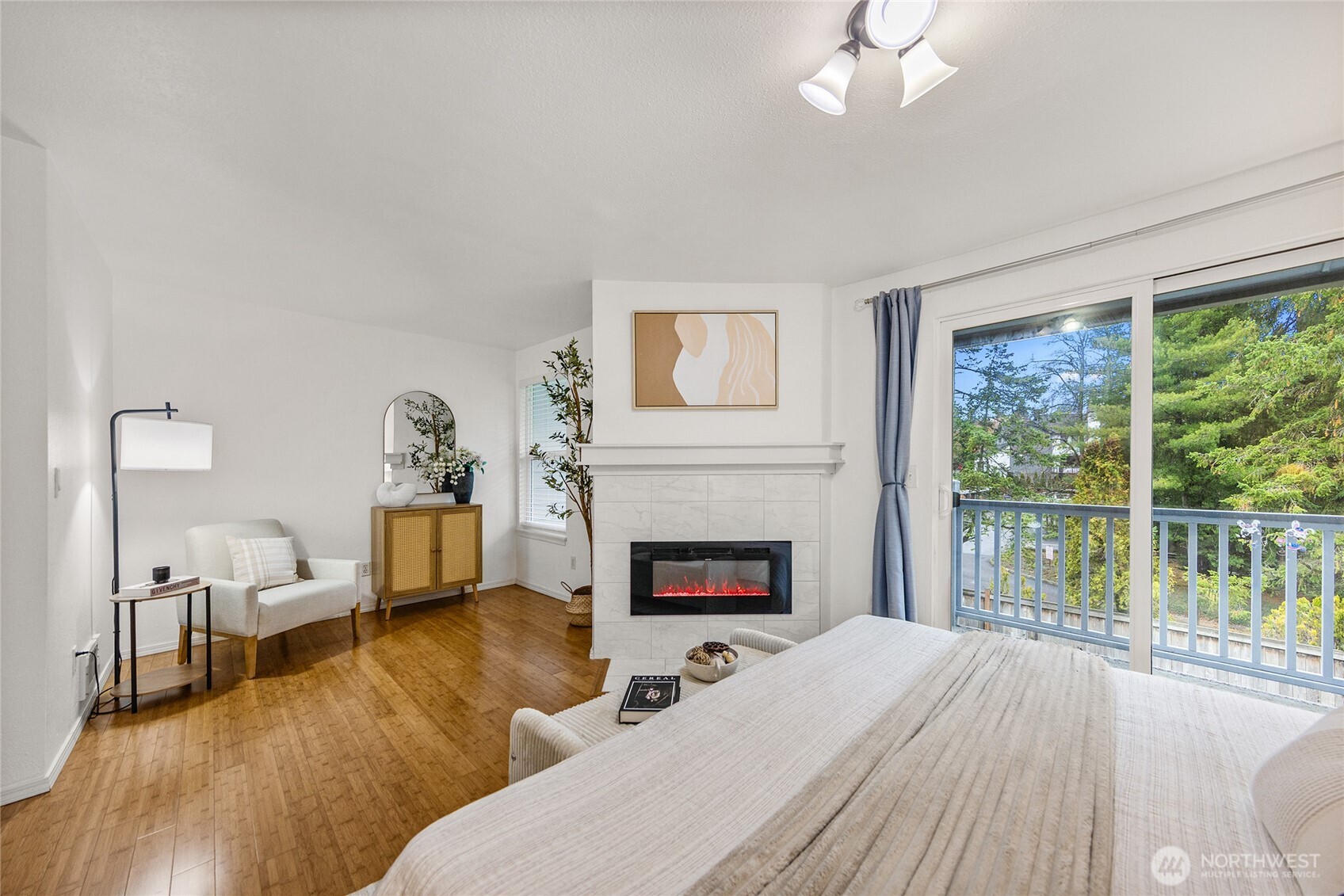10007 NE 12th ST #110, Bellevue, WA 98004