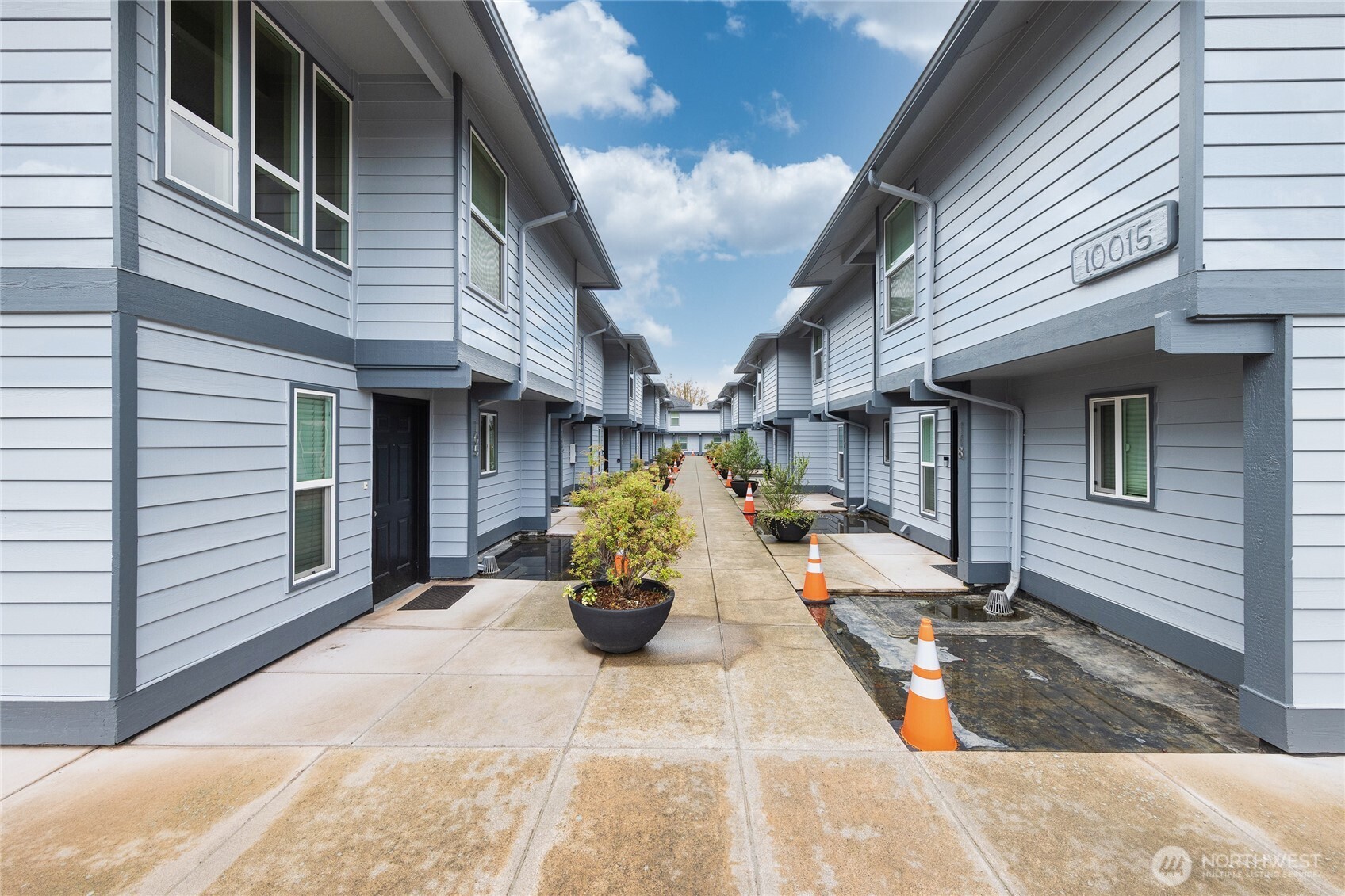 10007 NE 12th ST #110, Bellevue, WA 98004