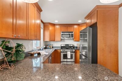 13718 N Midvale Avenue #C, Seattle, WA 98133 - Photo 10