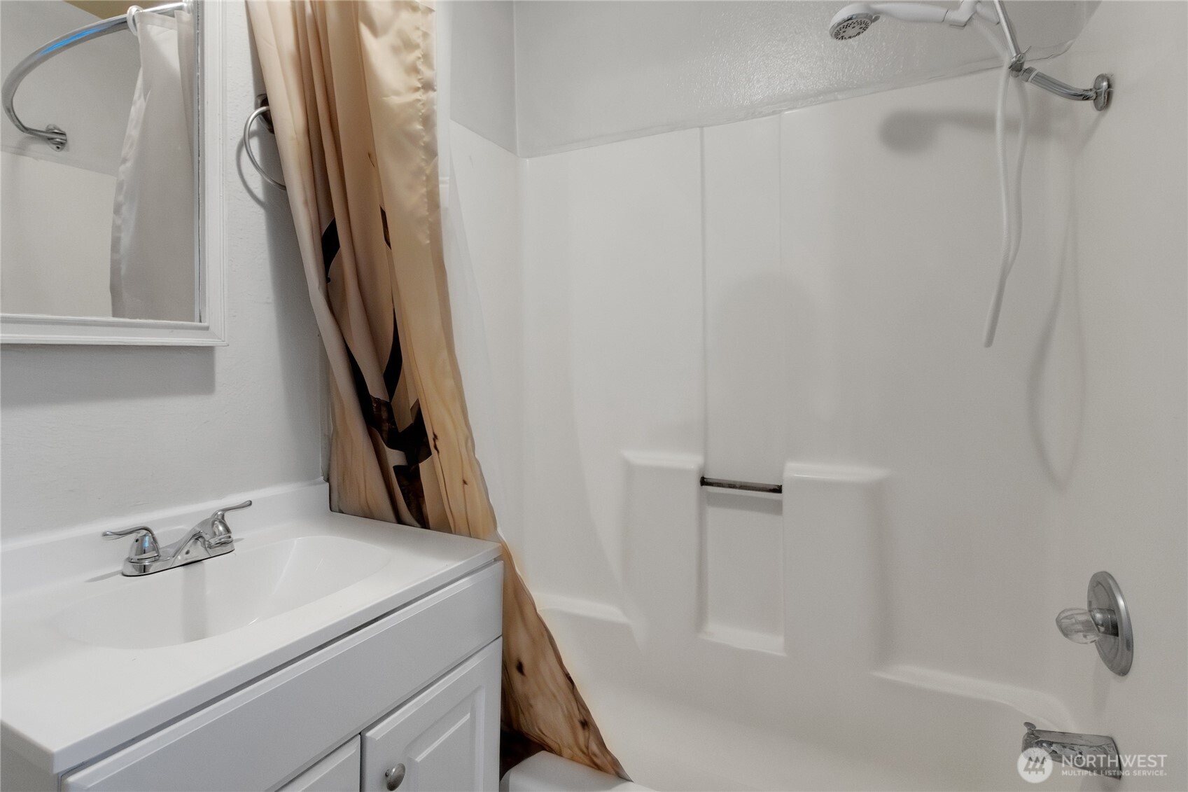 40424 Ski Park Road E, Eatonville, WA 98328