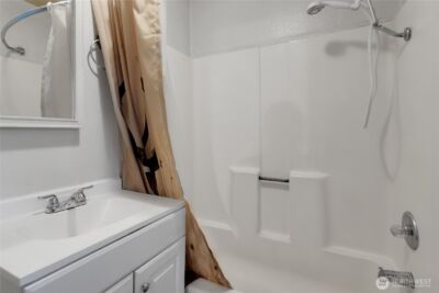 40424 Ski Park Road E, Eatonville, WA 98328 - Photo 9