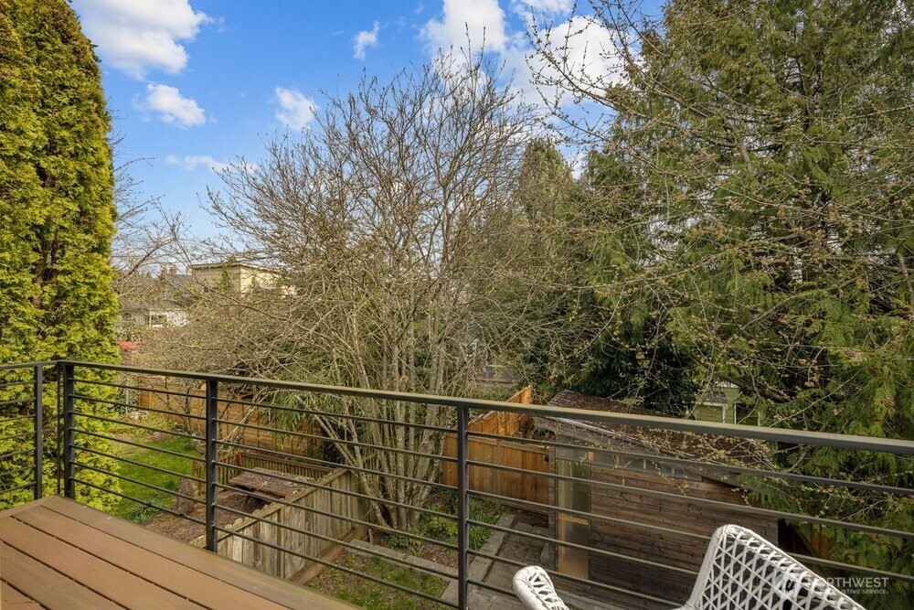 7316 Alonzo Avenue NW, Seattle, WA 98117