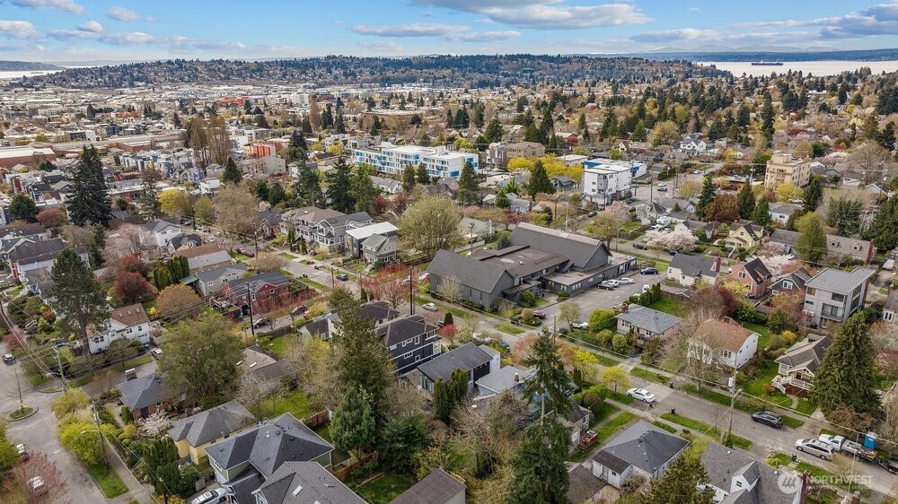 7316 Alonzo Avenue NW, Seattle, WA 98117