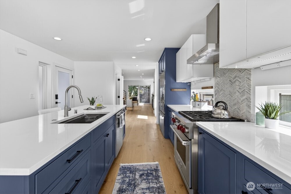 7316 Alonzo Avenue NW, Seattle, WA 98117