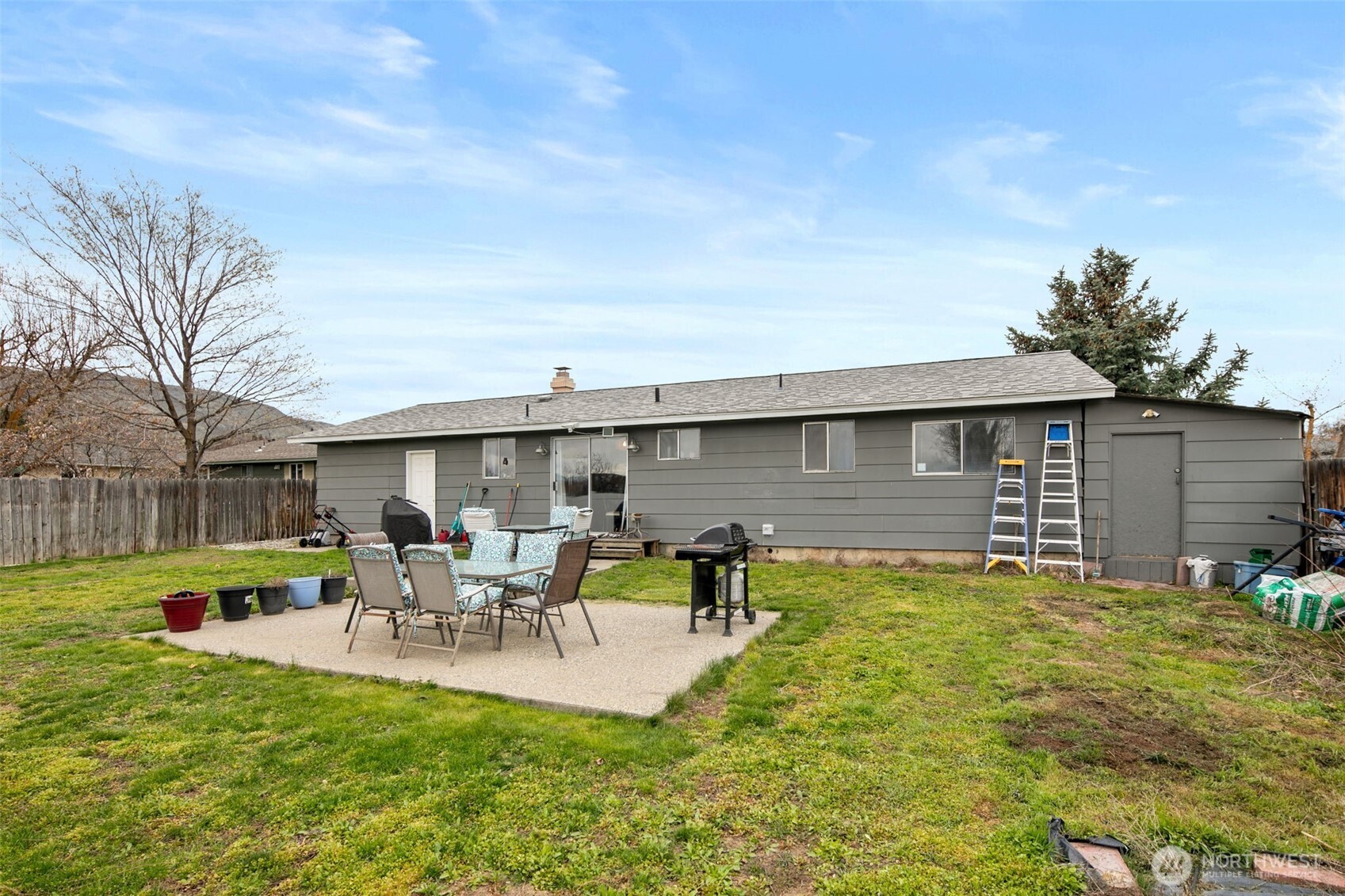 1229 Malaga Avenue , Wenatchee, WA 98801