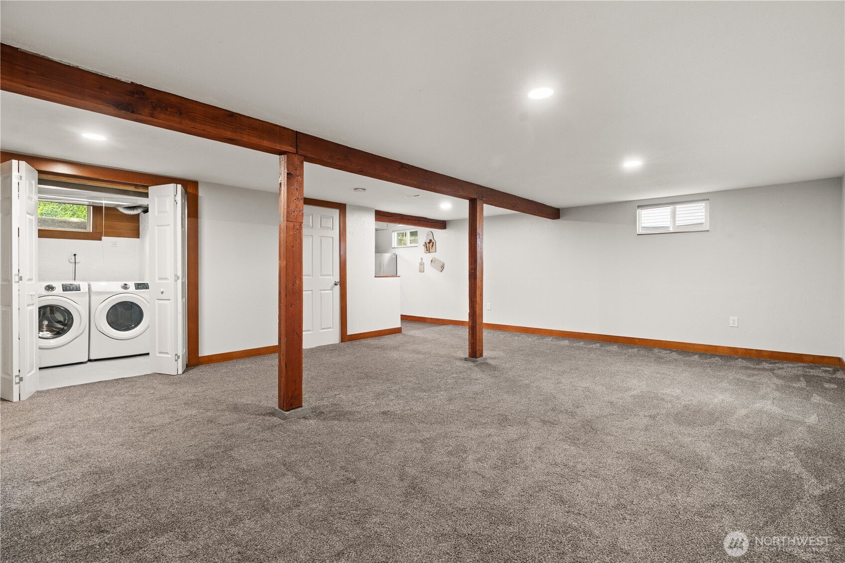 6630 S Warner Street , Tacoma, WA 98409