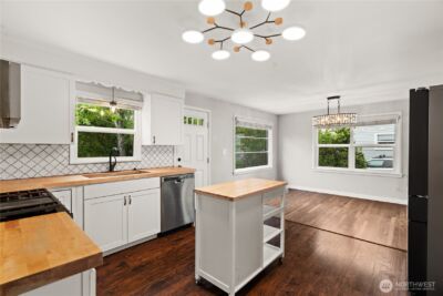 6630 S Warner Street , Tacoma, WA 98409 - Photo 9