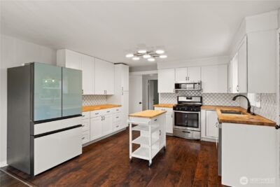 6630 S Warner Street , Tacoma, WA 98409 - Photo 8