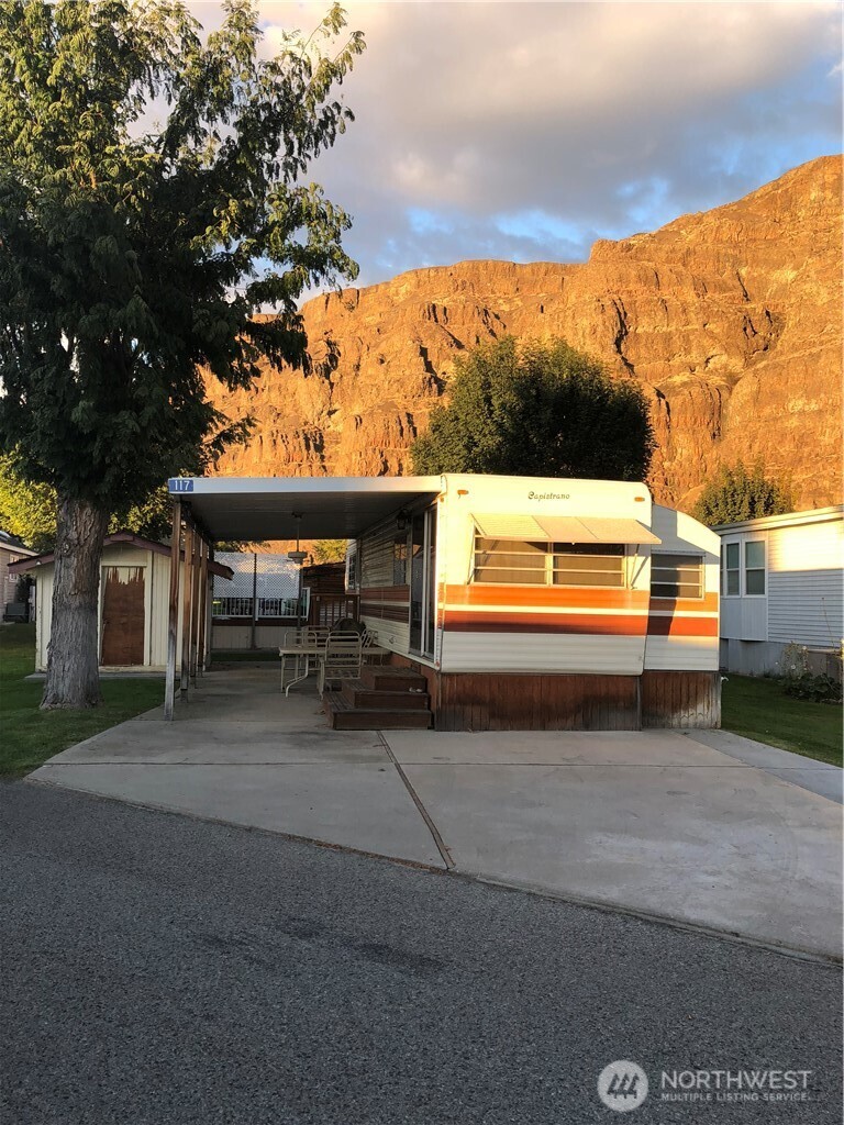 8818 Crescent Bar Road NW #117, Quincy, WA 98848