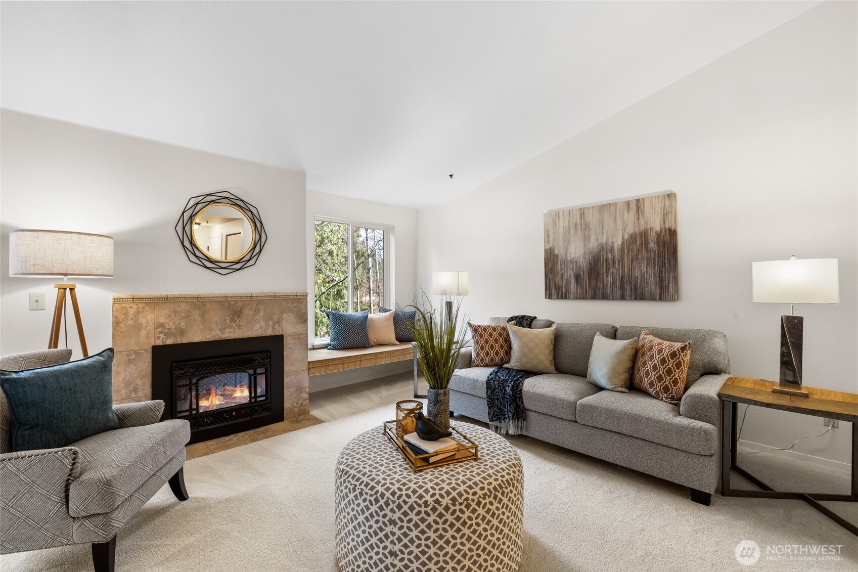 12611 109th Court NE #J302, Kirkland, WA 98034