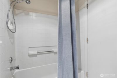12611 109th Court NE #J302, Kirkland, WA 98034 - Photo 15