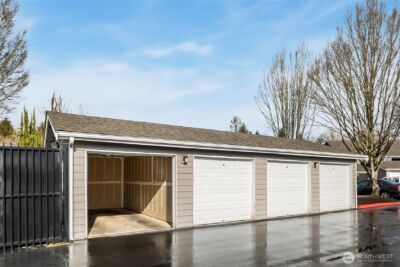 12611 109th Court NE #J302, Kirkland, WA 98034 - Photo 20