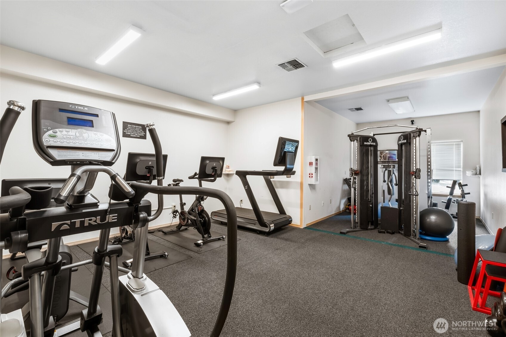 12611 109th Court NE #J302, Kirkland, WA 98034