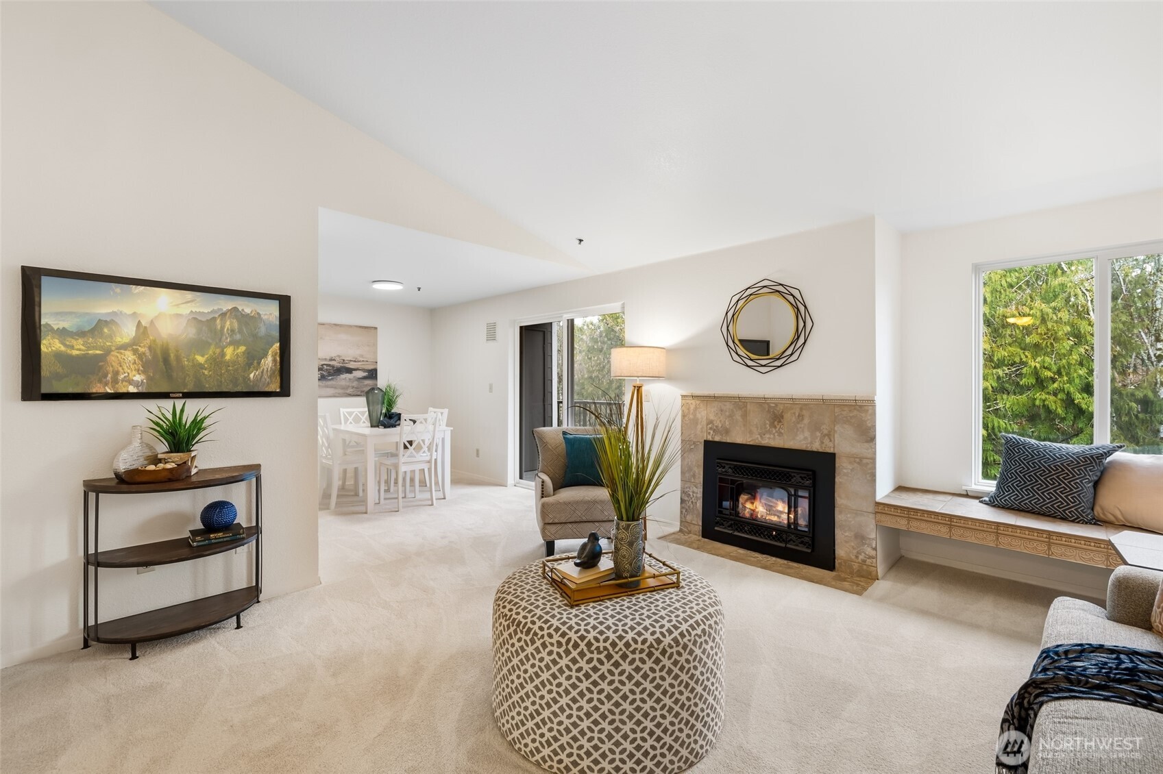 12611 109th Court NE #J302, Kirkland, WA 98034