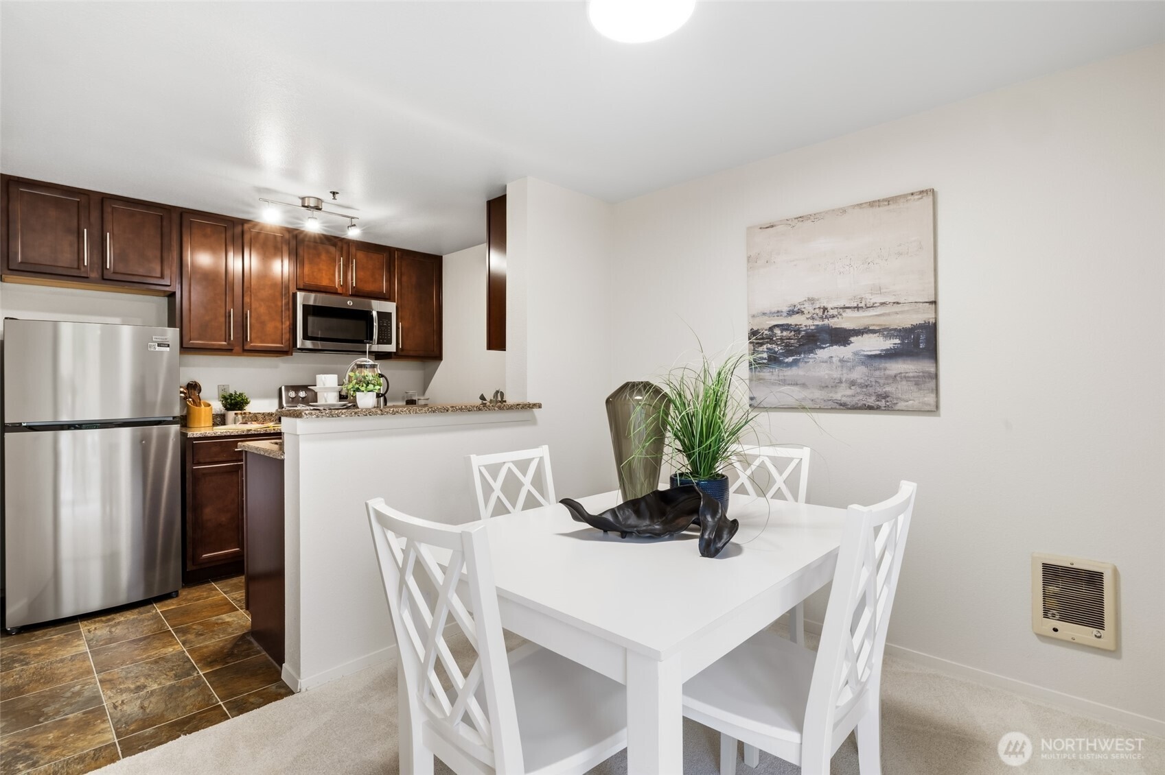 12611 109th Court NE #J302, Kirkland, WA 98034