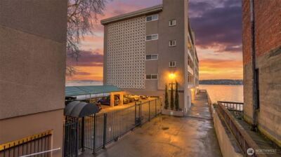 1800 43rd Avenue E #401, Seattle, WA 98112 - Photo 2