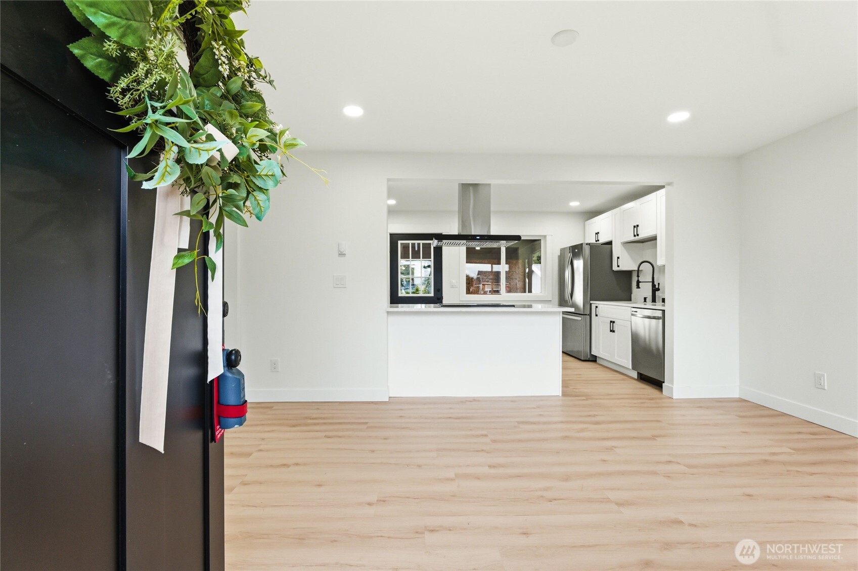 3710 E F Street , Tacoma, WA 98404