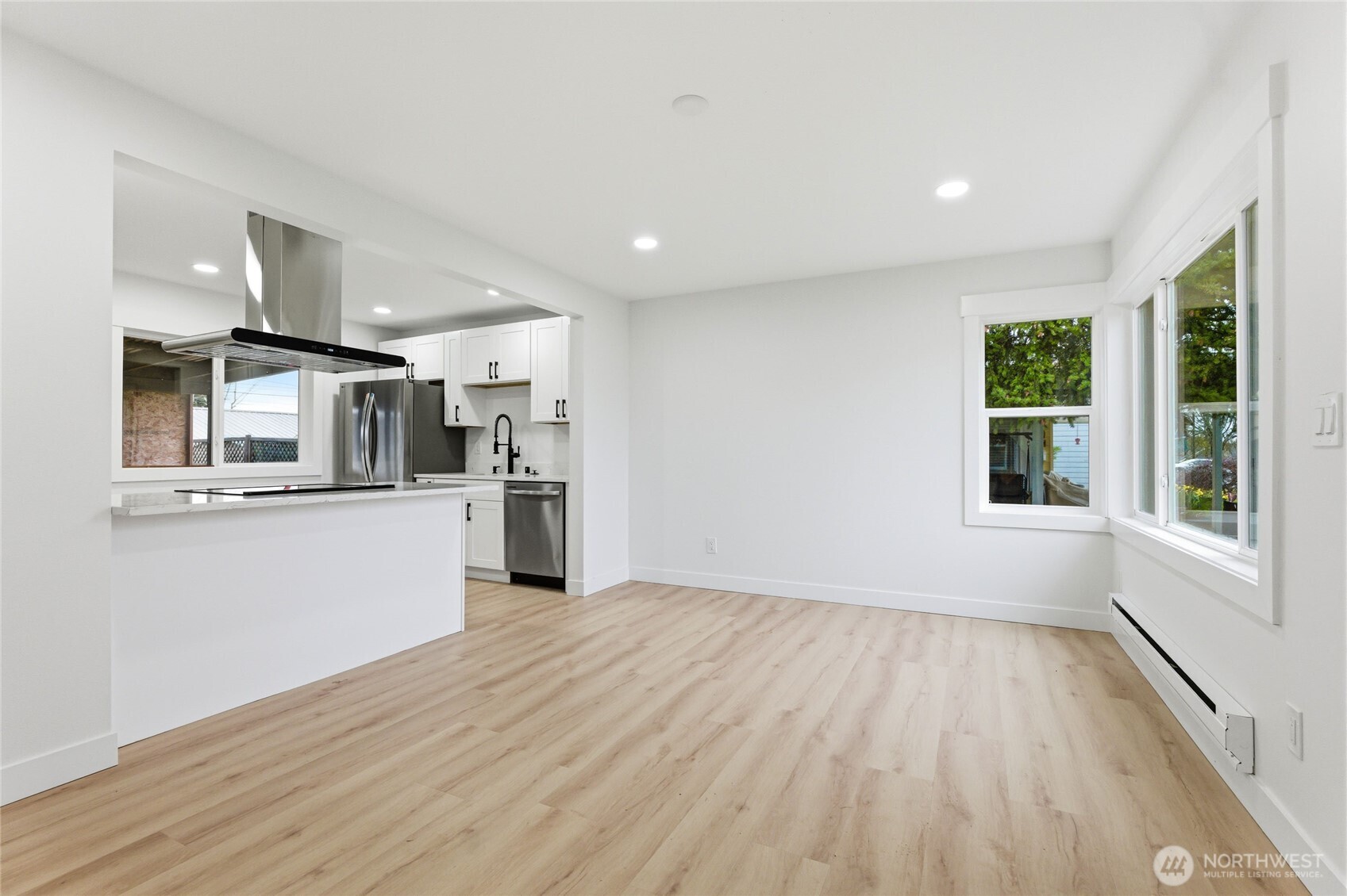 3710 E F Street , Tacoma, WA 98404