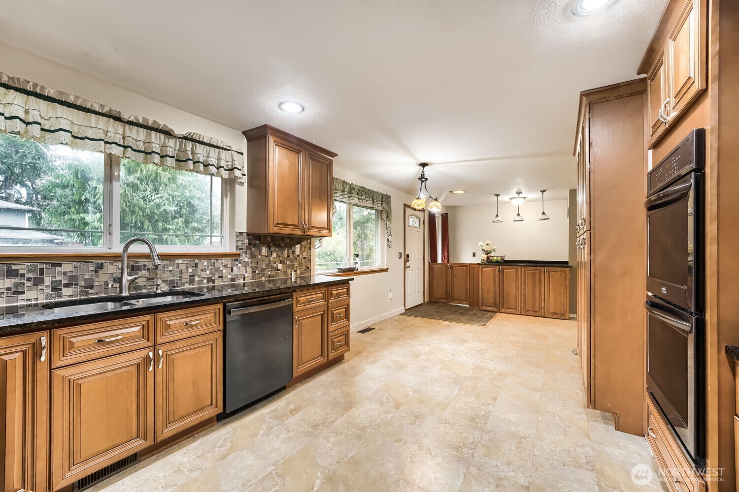 10612 Marietta Street SW, Tacoma, WA 98498