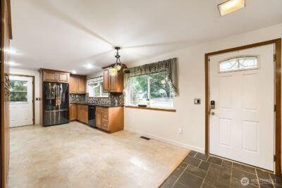 10612 Marietta Street SW, Tacoma, WA 98498 - Photo 7
