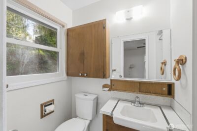 6215 Maple View Drive , Bremerton, WA 98312 - Photo 20