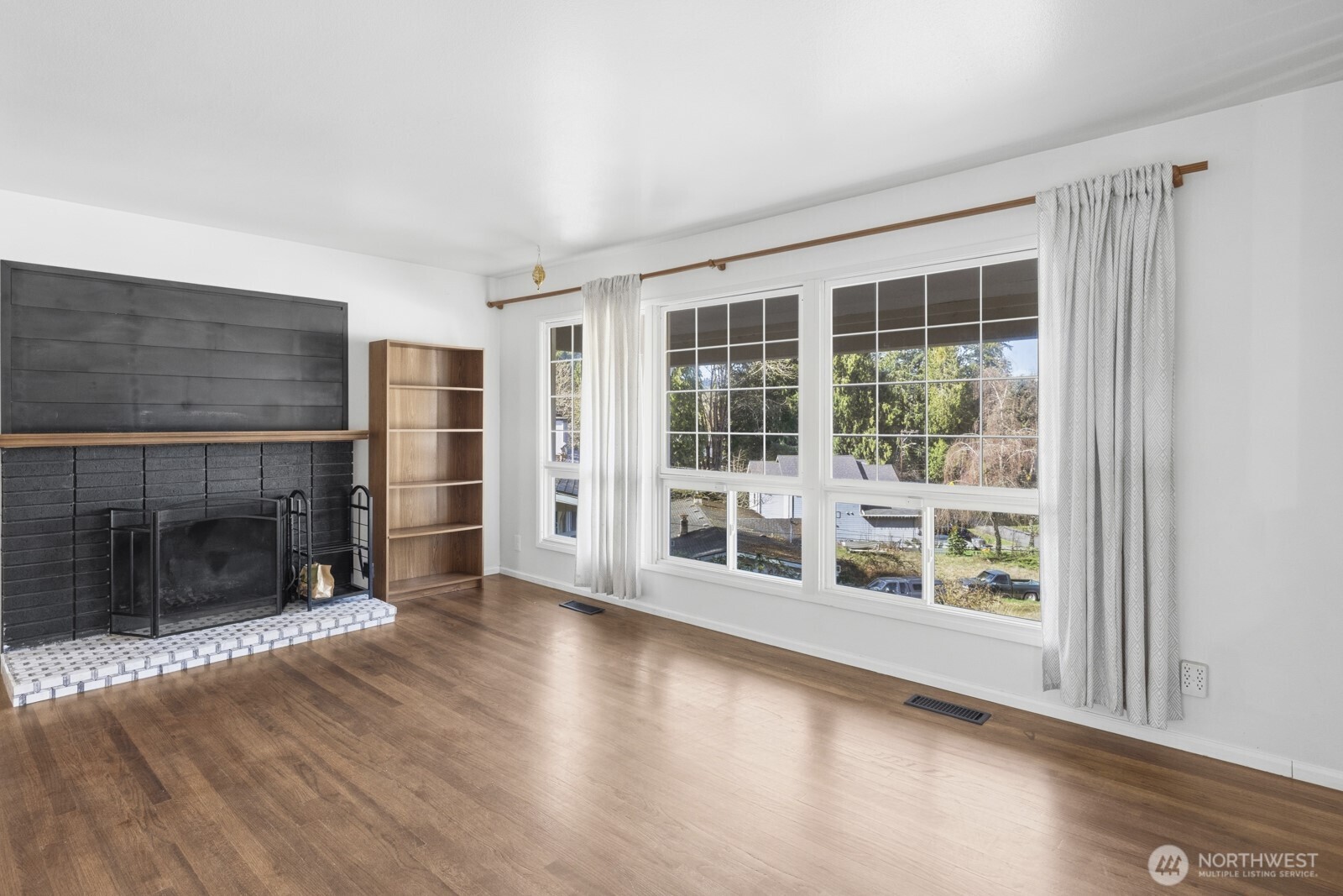 6215 Maple View Drive , Bremerton, WA 98312