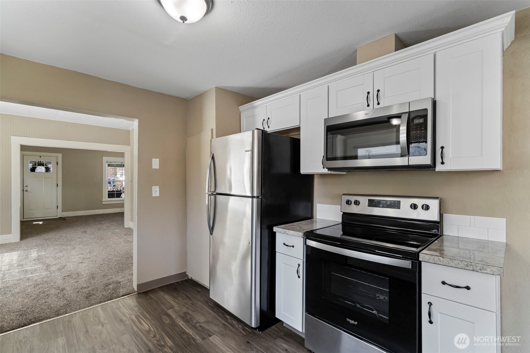 714 st G , Centralia, WA 98531